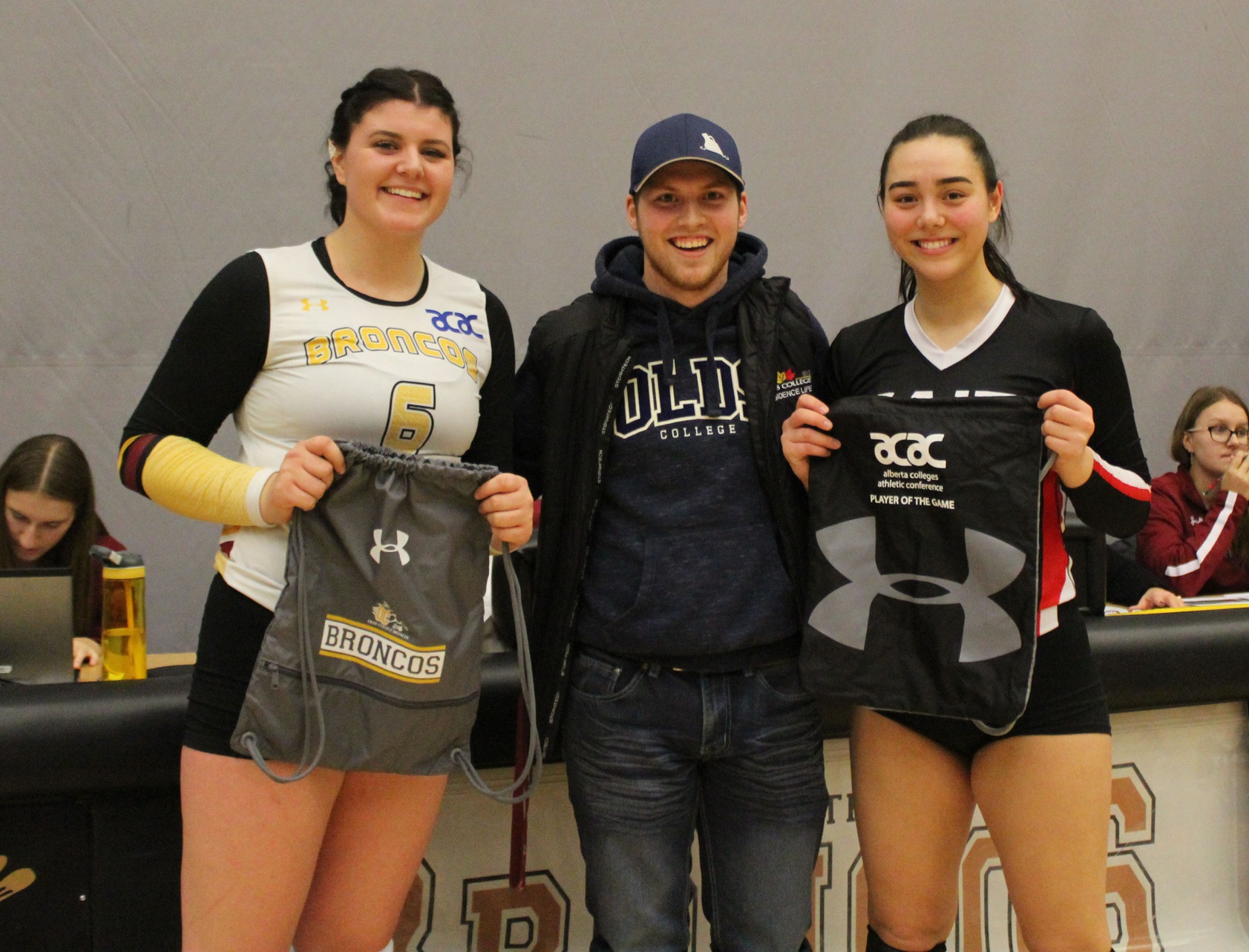 http://gobroncos.ca/sports/wvball/2019-20/photos/Avery_Gammel_and_Jadyn_Leong_were_Players_of_the_Game._Photo_by_Abbey_Iverson.jpg